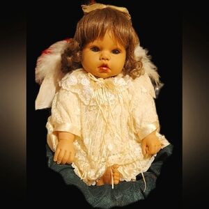 Vintage ANGEL Seymour Mann doll